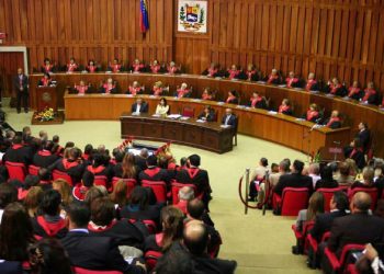 TSJ abre la posibilidad de enjuiciar a los diputados