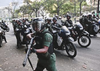 El TSJ dio luz verde a los militares para que usen armas en protestas