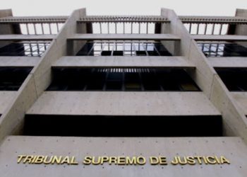 El TSJ censuró a una magistrada por criticar las decisiones contra la AN