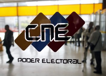 Fiscal Orihuela apoyó que CNE se niegue a investigar más de 300 casos de abusos en elecciones del 6D 2015