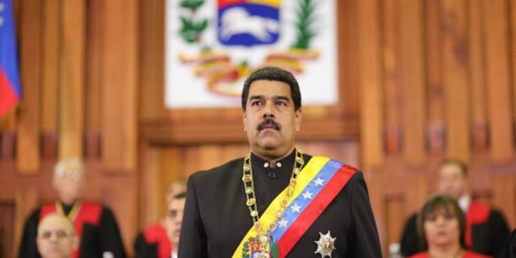 Con la anuencia del TSJ Presidente Maduro cumple 700 días con suprapoderes