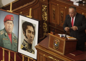 La nueva Constitución: ¿la manzana de la discordia o el traje a la medida?