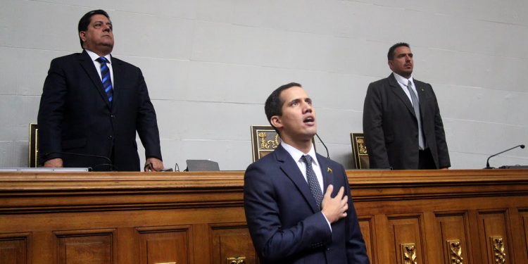 TSJ acusó al Parlamento de pretender dar un golpe e instó a la Fiscalía a actuar contra sus miembros