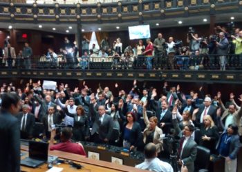 Heavy artillery against the members of Parliament