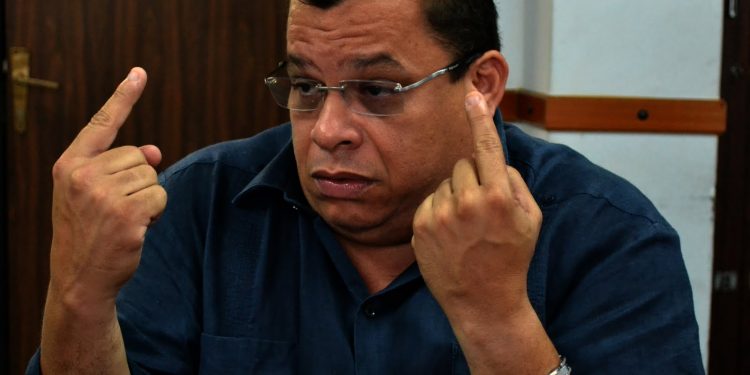 Acusan a diputados de  activar “guerra de cuarta generación” contra Maduro