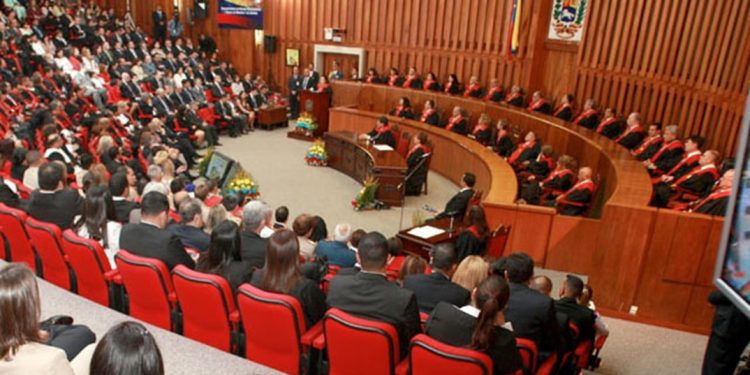 La designación de dos magistradas como rectoras del CNE eleva a tres las vacantes absolutas en el TSJ