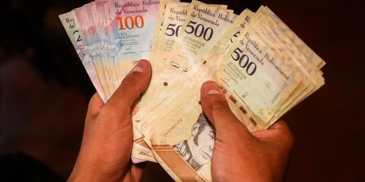 La Sala Social del TSJ olvidó que el bolívar es la moneda nacional