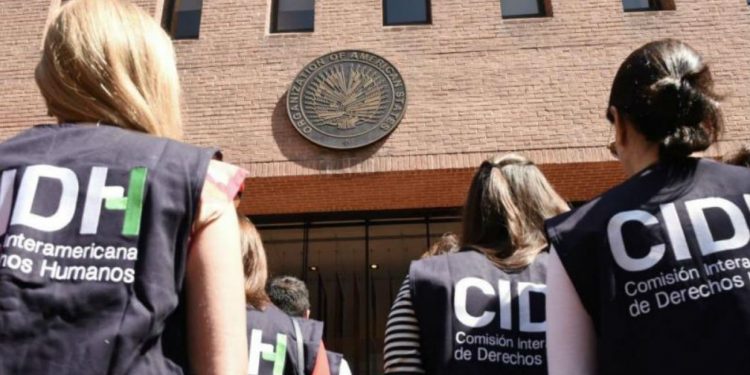 Venezuela debe seguir en la OEA hasta que cumpla todas las decisiones del sistema interamericano