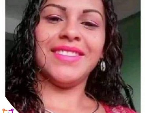 Una enfermera engrosa la lista de encarcelados bajo la Ley del Odio