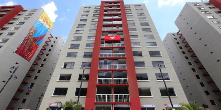 El Ministerio de Vivienda desacata la orden del TSJ para devolver terrenos a un expropiado