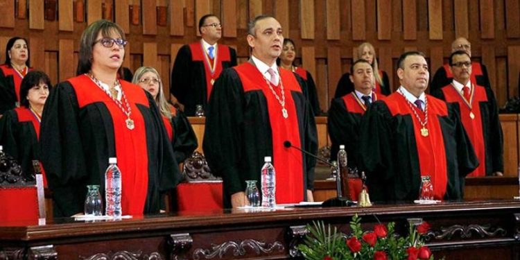 Magistrados que aspiran reelegirse avalaron la sexta remodelación del TSJ en 20 años