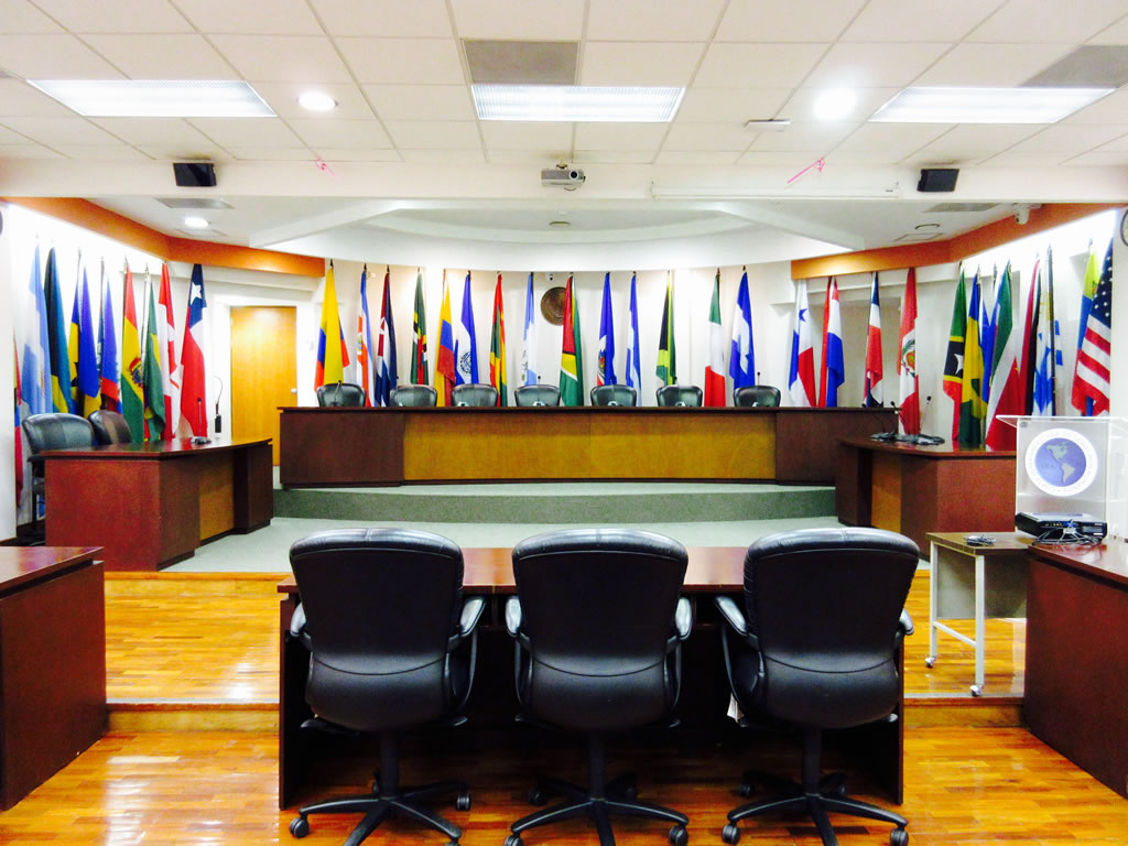 Sala de la Corte Interamericana de Derechos Humanos (Corte IDH)