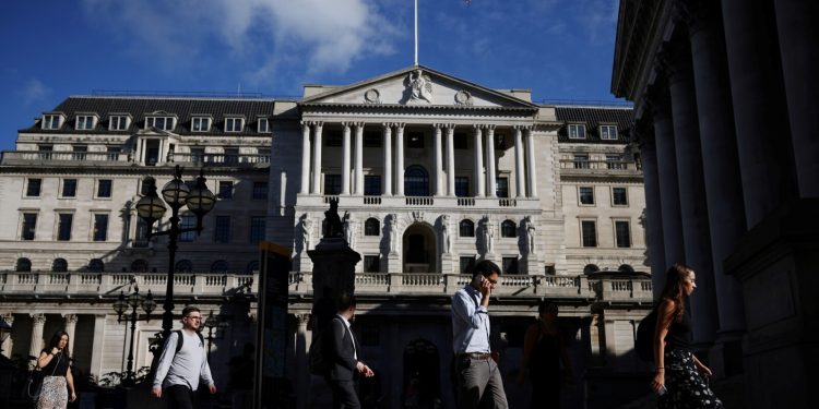 En septiembre la justicia británica decidirá quién se queda con el oro venezolano