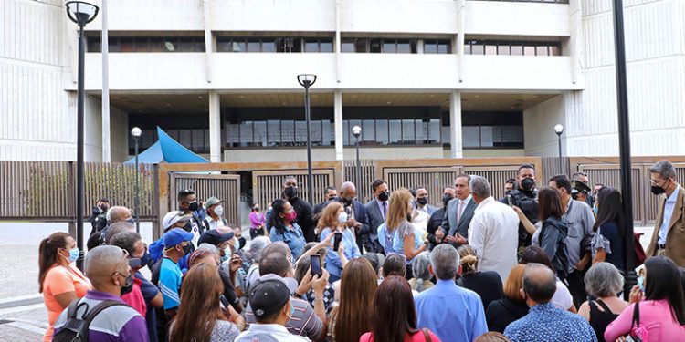 El TSJ dará más jubilaciones anticipadas en 2023, pese a que ya gasta más en sus jubilados que en su personal activo