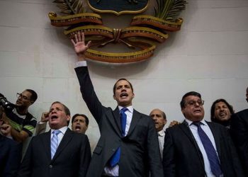 Iba por la cabeza de los diputados de la Asamblea Nacional electa en 2015 y terminó multado por la Sala Constitucional
