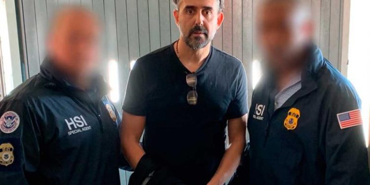 Juez en EEUU rechazó a los abogados de Vuteff y suspendió la audiencia de cargos