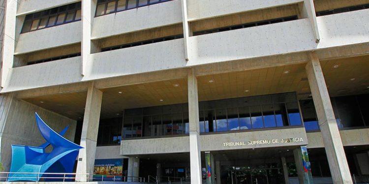 Denunció que la directiva del MEP desacató al TSJ y terminó con una multa de Bs. 2.000