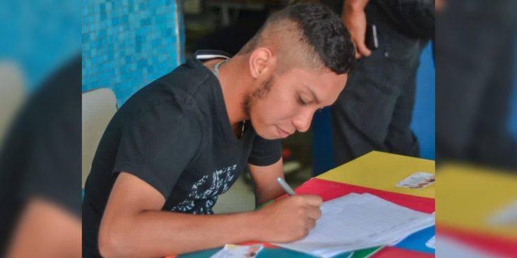 El estudiante John Álvarez: el más reciente caso de denuncias de torturas en Venezuela