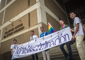 Casi 3 meses le tomó a la Fiscalía decidir investigar a los policías que detuvieron a los 33 miembros del colectivo LGBTI+ de Valencia