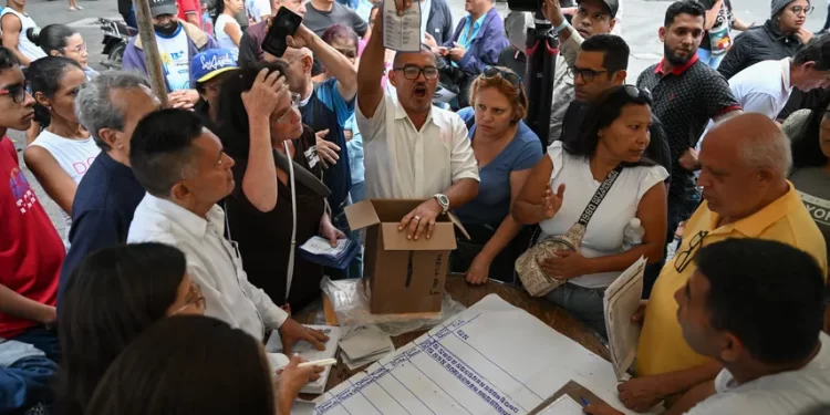 La suspensión de los “efectos” de las primarias o declarar que está firme la inhabilitación de María Corina Machado