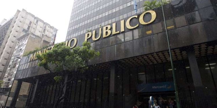 Funcionaria de la Fiscalía acusada de corrupción fue destituida de su cargo de juez en 2017 por irregularidades en 25 expedientes