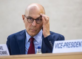 El Alto Comisionado de la ONU advierte que continúan las detenciones arbitrarias, las desapariciones forzadas y las fallas en la justicia venezolana
