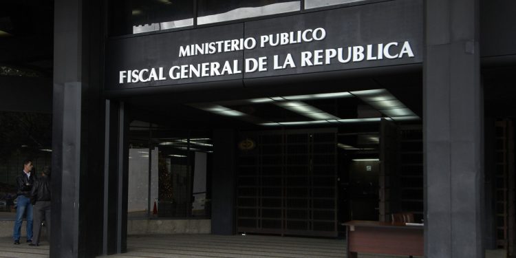 Acusan a fiscal del Ministerio Público que se negó a procesar a detenidos en las protestas